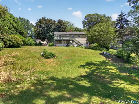 Exterior - 6 Willow Ln, Ledyard, CT 06339 photo 3 of 3