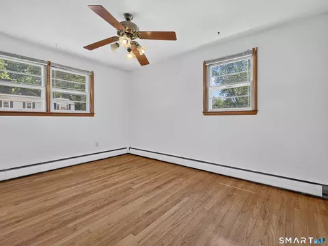 Bedroom - 6 Willow Ln, Ledyard, CT 06339 photo 2 of 7