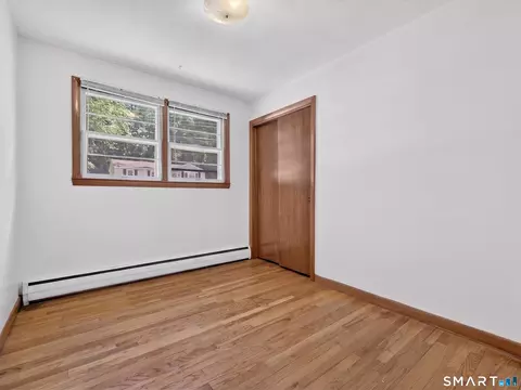 Bedroom - 6 Willow Ln, Ledyard, CT 06339 photo 4 of 7