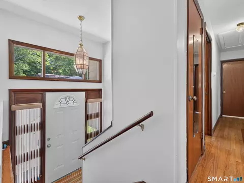 Entry Way - 6 Willow Ln, Ledyard, CT 06339 photo 1 of 2