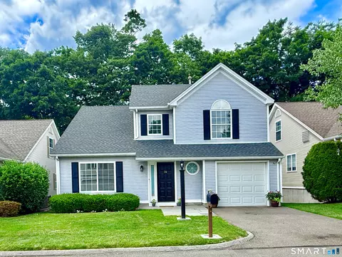95 Intervale Rd #34, Stamford, CT 06905
