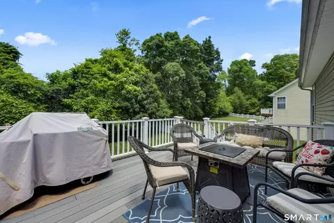 Exterior - 24 Glen Rain Rd, Killingly, CT 06241 photo 3 of 5
