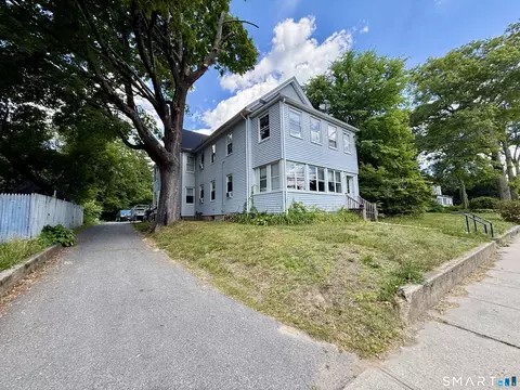 185-187 Main St, Moosup, CT 06354
