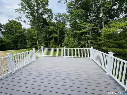 Exterior - 874 Brook Rd, Hampton, CT 06247 photo 2 of 4