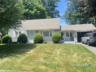 35 Circle Dr, Enfield, CT 06082
