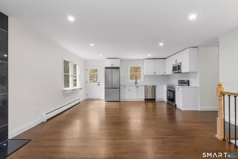 Living - 70 Dayton Rd, Redding, CT 06896 photo 3 of 4