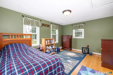 Bedroom - 7 Lantern Ln, Wethersfield, CT 06109 photo 7 of 8