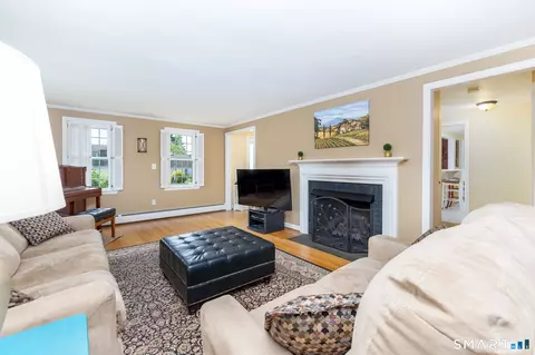 Living - 7 Lantern Ln, Wethersfield, CT 06109 photo 1 of 4