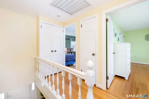 Entry Way - 7 Lantern Ln, Wethersfield, CT 06109 photo 5 of 5
