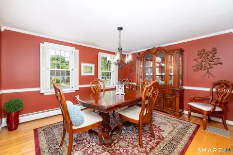 Dining - 7 Lantern Ln, Wethersfield, CT 06109 photo 1 of 2
