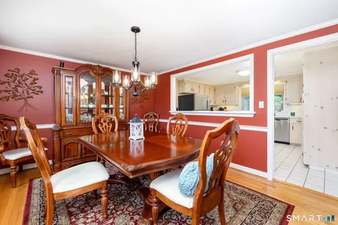 Dining - 7 Lantern Ln, Wethersfield, CT 06109 photo 2 of 2