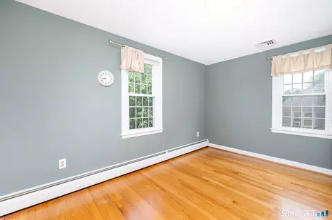 Bedroom - 7 Lantern Ln, Wethersfield, CT 06109 photo 8 of 8