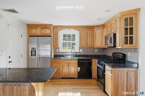 Kitchen - 71 Dusty Ln, Wethersfield, CT 06109 photo 1 of 3