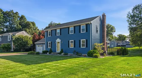 Exterior - 71 Dusty Ln, Wethersfield, CT 06109 photo 9 of 9