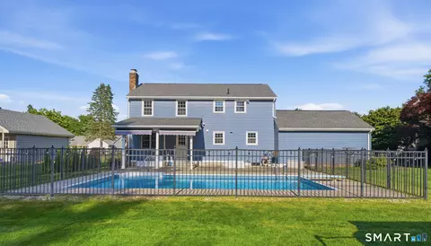 Exterior - 71 Dusty Ln, Wethersfield, CT 06109 photo 2 of 9