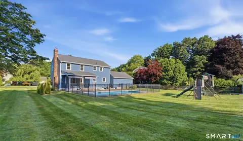 Exterior - 71 Dusty Ln, Wethersfield, CT 06109 photo 7 of 9