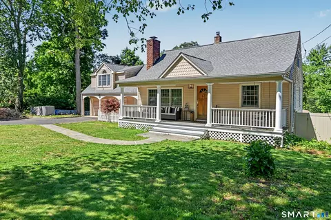 59 Creeping Hemlock Dr, Norwalk, CT 06851