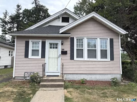 28 Marshall St, West Haven, CT 06516