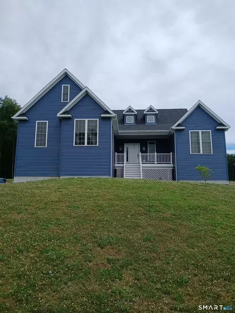 11 Upper Kensington Dr # -R, East Lyme, CT 06333
