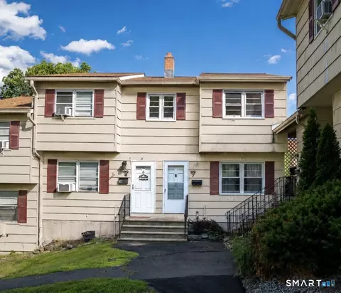 99 Ridge Rd #7, Naugatuck, CT 06770