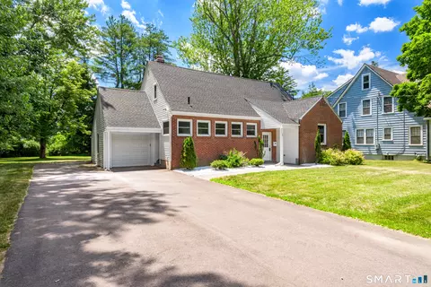 23 Ludlow Rd, Windsor, CT 06095