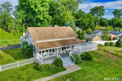 79 Soundview Ave, Milford, CT 06460