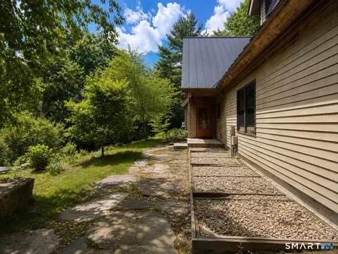 Exterior - 44 Pine Rd, Colebrook, CT 06021 photo 4 of 8