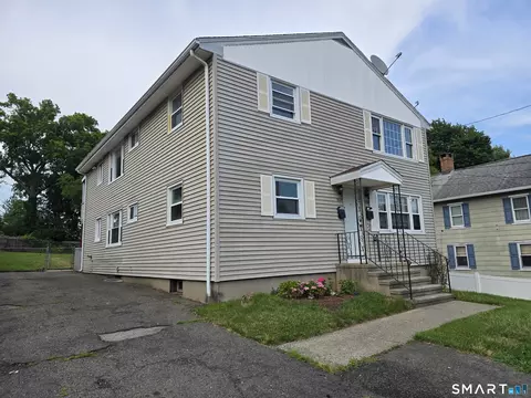 1526 W Broad St, Stratford, CT 06615