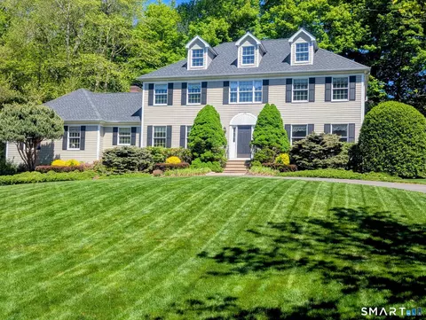 109 Benedict Rd, Monroe, CT 06468
