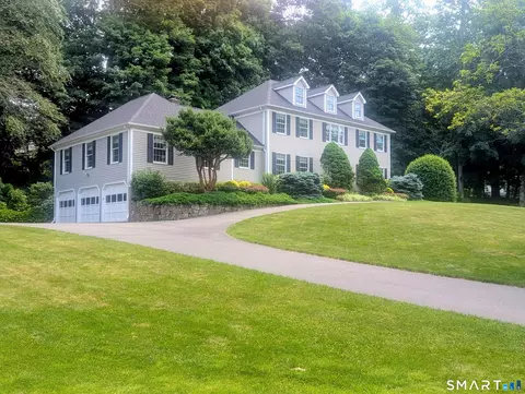 Exterior - 109 Benedict Rd, Monroe, CT 06468 photo 2 of 3