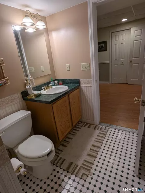 Bath - 109 Benedict Rd, Monroe, CT 06468 photo 5 of 5
