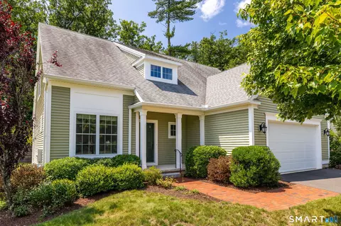 16 Carson Way, Simsbury, CT 06070