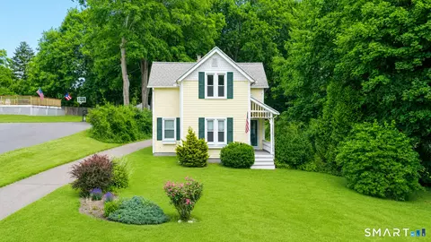 11 E Orchard St, Terryville, CT 06786