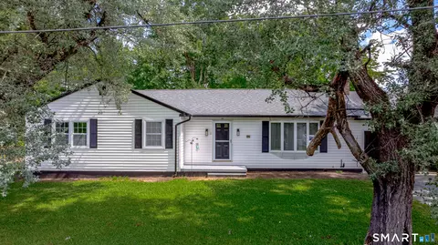 112 Greenfield Dr, Torrington, CT 06790