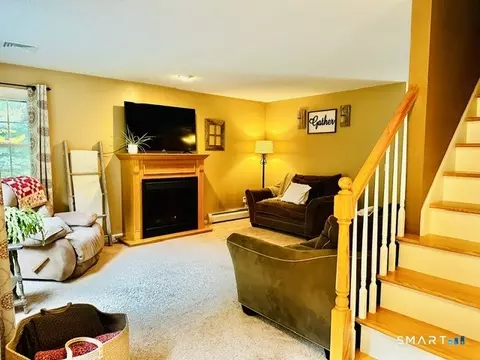 Living - 92 State Ave, Killingly, CT 06241 photo 5 of 6