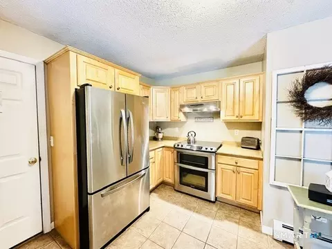 Kitchen - 92 State Ave, Killingly, CT 06241 photo 2 of 5