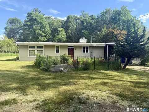 3 Princes Pine Rd, Norwalk, CT 06850