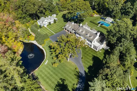 887 Weed St, New Canaan, CT 06840