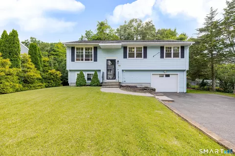 58 Celentano Dr, Naugatuck, CT 06770
