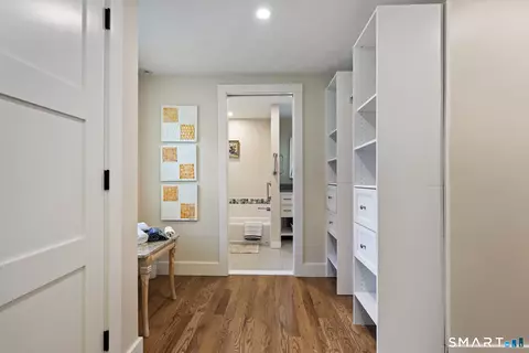 Entry Way - 86 Fenwood Dr, Old Saybrook, CT 06475 photo 1 of 3