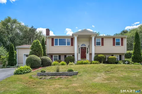 48 Jefferson Cir, Clinton, CT 06413