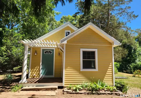 34 Sunset Ave, Old Saybrook, CT 06475