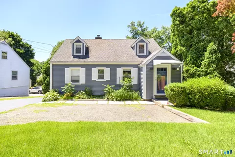 2261 Easton Tpke, Fairfield, CT 06825