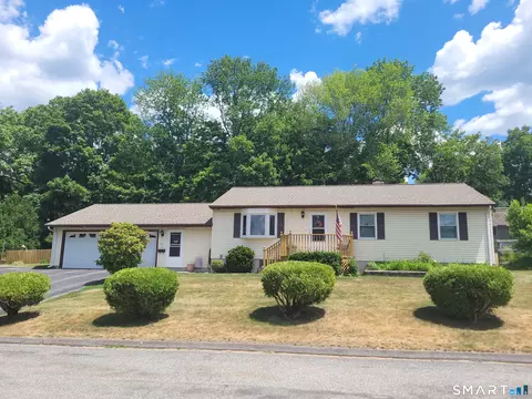 24 Joan St, Killingly, CT 06239