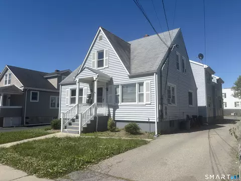 251 Seaside Ave, Stamford, CT 06902