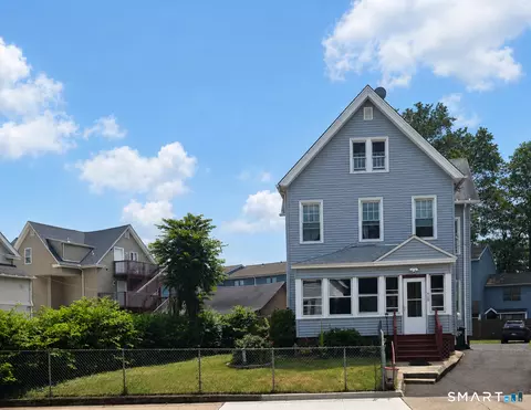 458 First Ave, West Haven, CT 06516