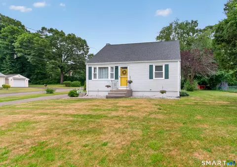 76 Mildred Rd, Meriden, CT 06450