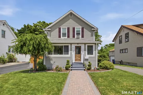 78 Levesque Ave, West Hartford, CT 06110