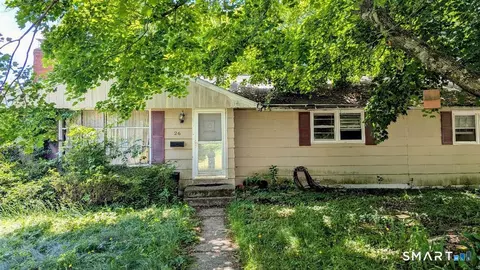 26 Dydo Dr, Uncasville, CT 06382