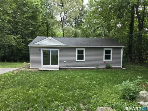 61 Wildwood Dr, Lebanon, CT 06249
